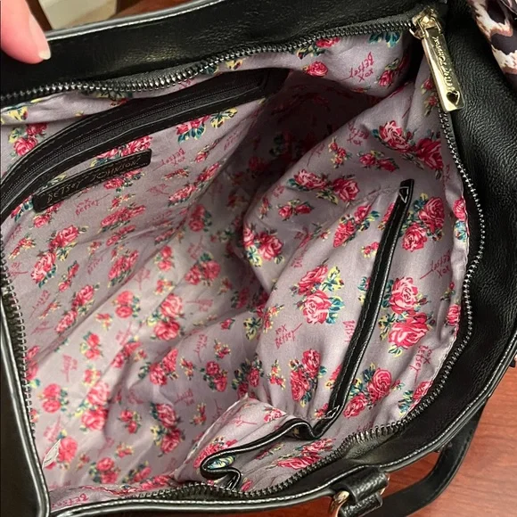 Betsey Johnson Black Tote Bag Leopard & Snake Print Stripe with Bow- EUC - Picture 7 of 16